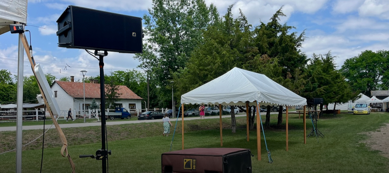 L-acoustics ARCS + SB118.jpeg